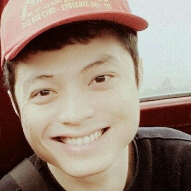 Quản Thanh Tùng 