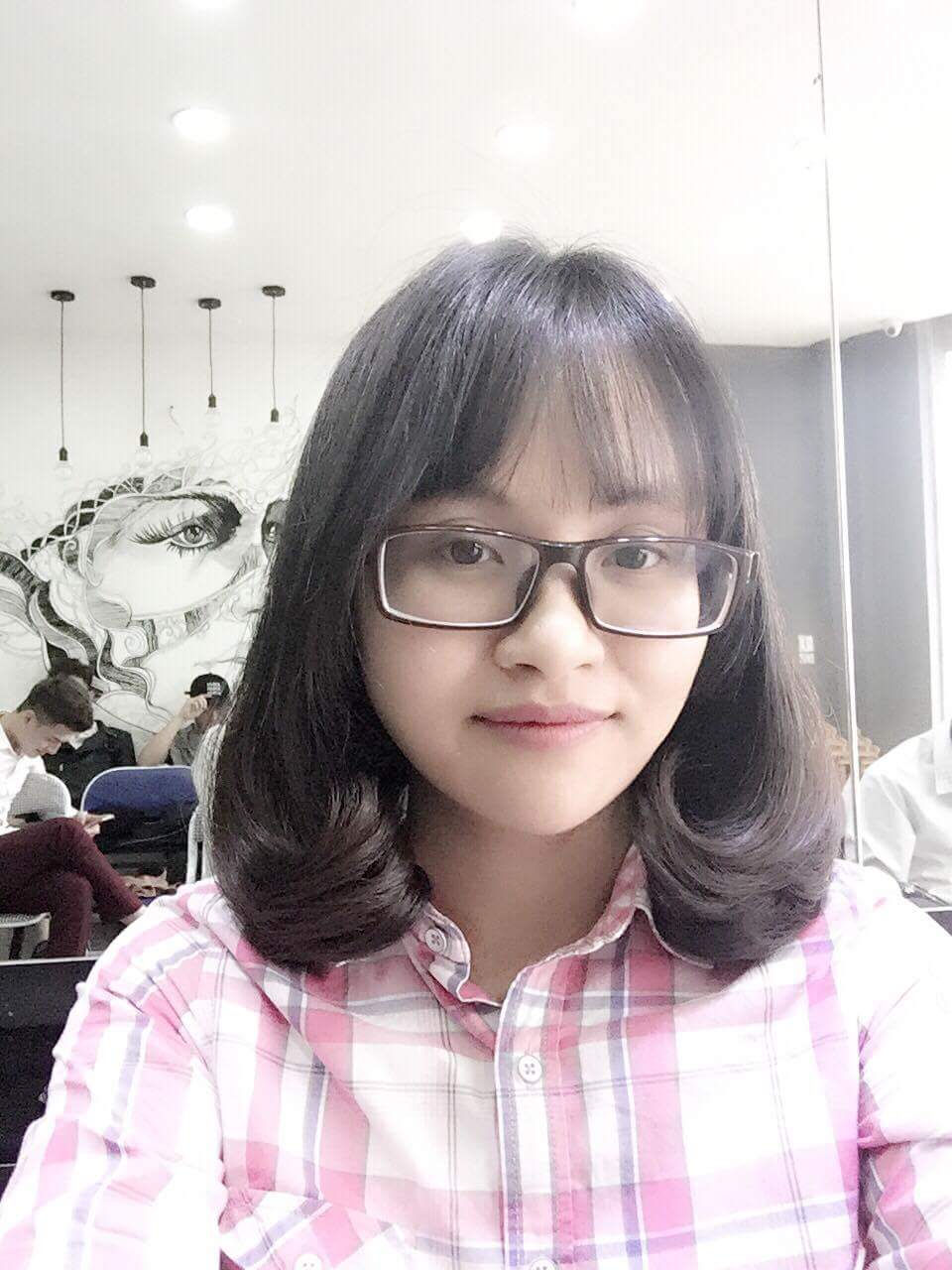 HỨA THỊ THẮM 